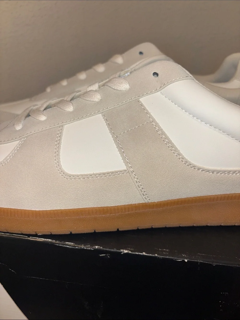 Madden Nyc minimal white